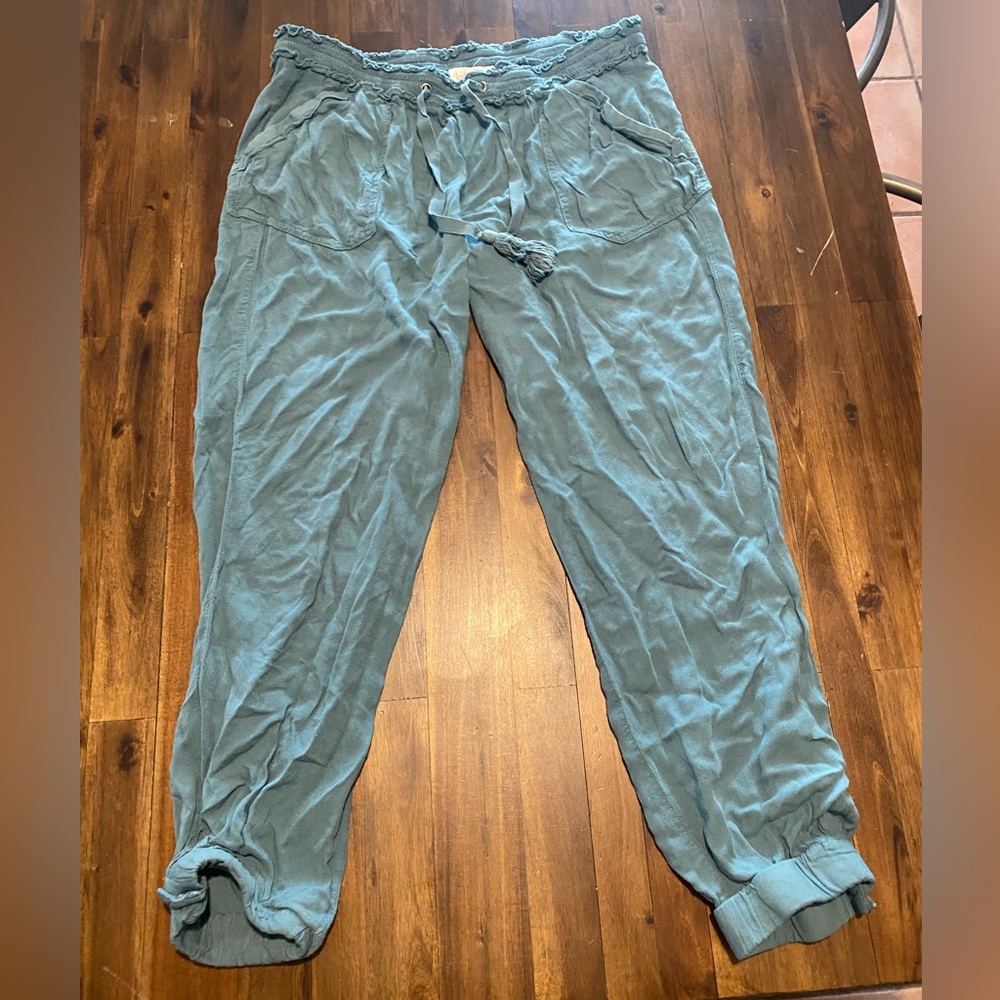 Women’s joggers
